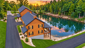 Close to pools, overlooks water, gorgeous cabin