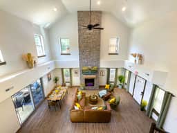 Close to Thunder Ridge, Luxury Cabin, Pools - Image 2