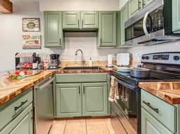 Remodeled, pool, pickleball, Amazing Lake view - Image 4