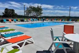 Stunning views, pool, Spacious, comfortable studio - Image 5