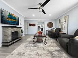 Walk to Downtown, Hot Tub, Game Room, Boat Parking - Image 2