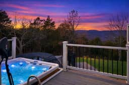 859 Private Pool & Hot Tub close to SDC - Image 5