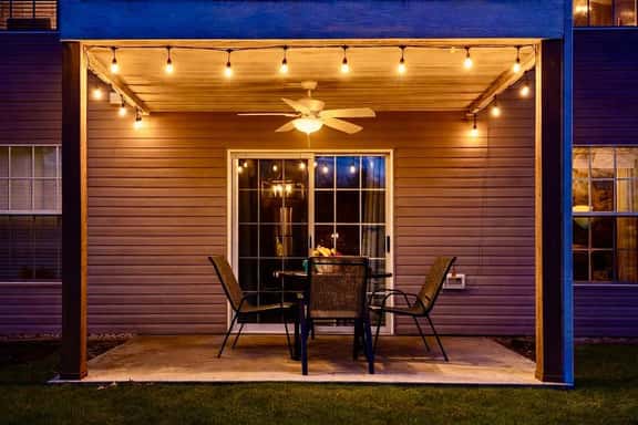 Waterfront, walk in no stairs, fresh remodel - Image 1