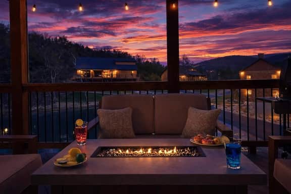 Close to pools, overlooks water, gorgeous cabin - Image 2