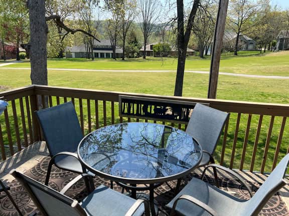 237 Beautiful deck view, close to strip and Marina - Image 3