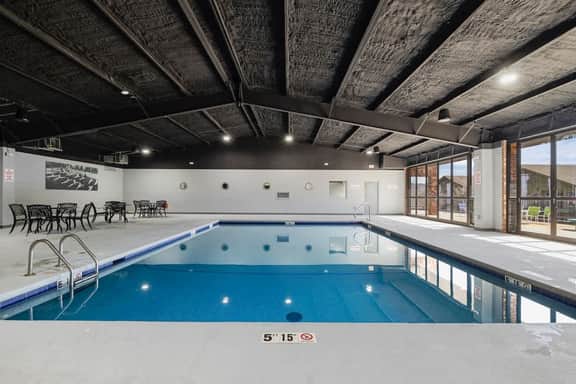111 Indoor pool walk to Landing & Convention Center - Image 3