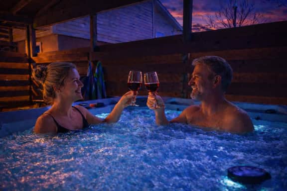 Walk to Downtown, Hot Tub, Game Room, Boat Parking - Image 5