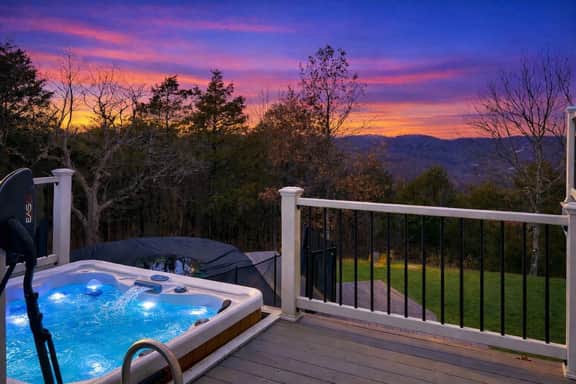 859 Private Pool & Hot Tub close to SDC - Image 5