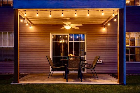 Waterfront, walk in no stairs, fresh remodel - Image 1