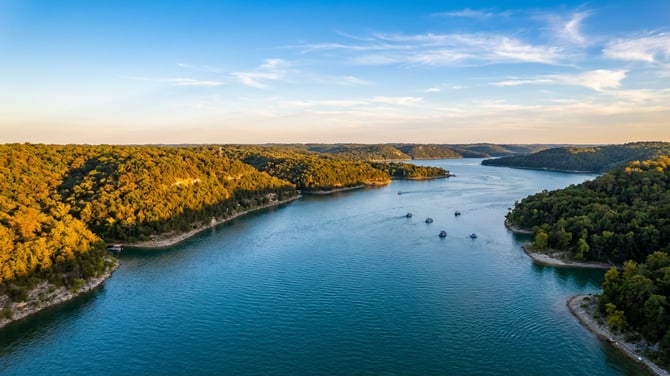 Table Rock Lake Guide: Depth, Size, Shoreline & Beaches